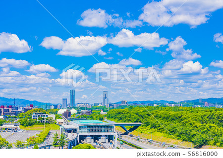世博紀念公園站附近的大阪單軌鐵路 世博紀念公園站附近的大阪單軌鐵路 56816000