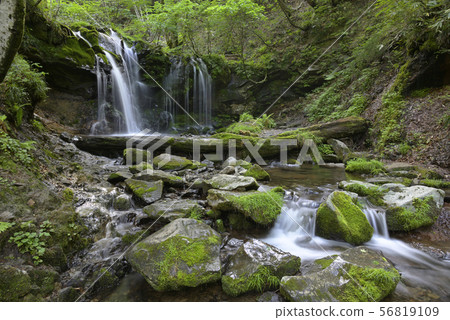 Sarusaki Falls (Hirogata Prefecture Bigata-gun) 56819109