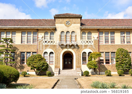 Kobe Jogakuin Okadayama Campus Science Hall (Important Cultural Property) 56819165