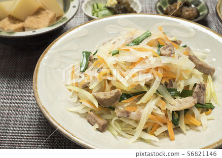 Green papaya irichei set meal Green papaya irichei set meal 56821146