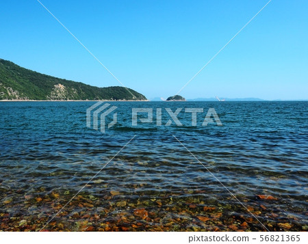 Kanegasaki (Manyo Cape) seen from Tsubo, Aioi Bay Kanegasaki (Manyo Cape) seen from Tsubo, Aioi Bay 56821365