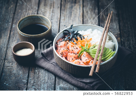 Hawaiian salmon poke bowl 56822953