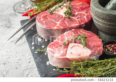 Fresh veal shank slices 56823218