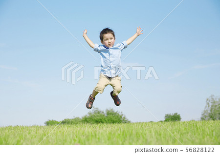 Boys to play 56828122