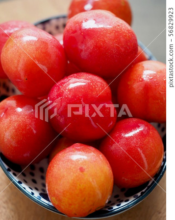 Fresh organic fruit plums from Korea 56829923