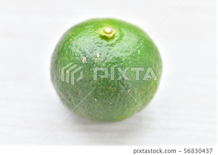 Okinawan seeker (fruit, fruit, fruits, ingredients). Okinawan seeker (fruit, fruit, fruits, ingredients). 56830437