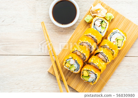California maki rolls sushi 56830980