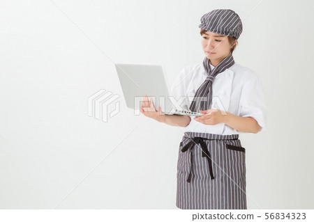 一件外套的女人 一件外套的女人 56834323