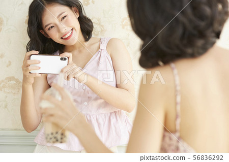 女性朋友生活方式 女性朋友生活方式 56836292