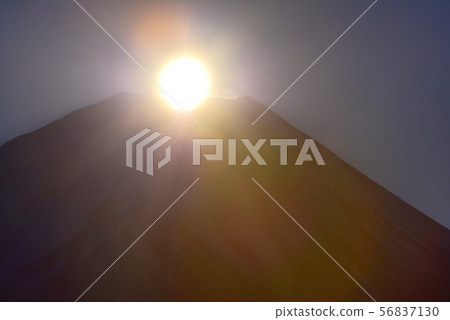 從Ryugatake（鑽石富士山）日出的富士山 56837130