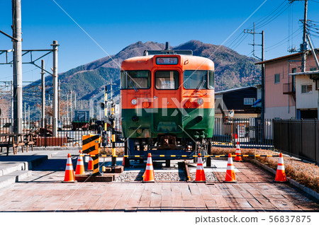 Shimoyoshida blue train terrace with old classic 56837875