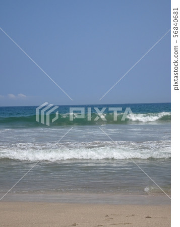 [Many Tohama of Izu] Beautiful and unspoiled sea 56840681