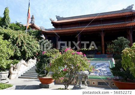 Vietnam Nha Trang 56852272