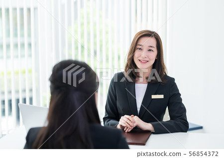 Business woman, consultant, proposal Business woman, consultant, proposal 56854372