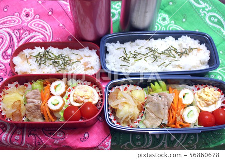 兩個飯盒 56860678