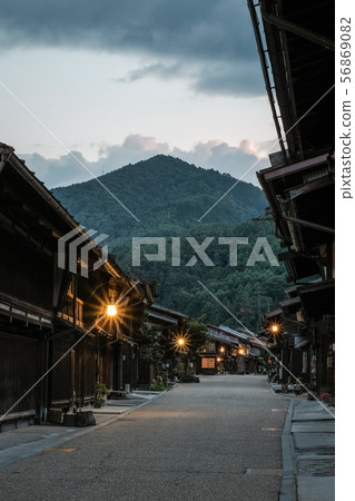 奈良井旅館在日落時 奈良井旅館在日落時 56869082