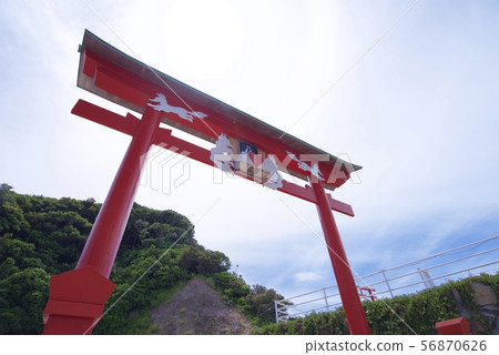 Motonosumi Shrine Money Box（山口縣長門市） 56870626