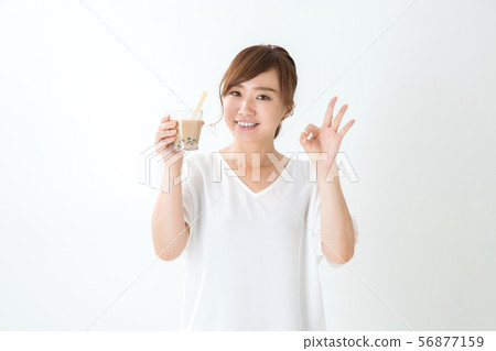 飲料和女性 飲料和女性 56877159