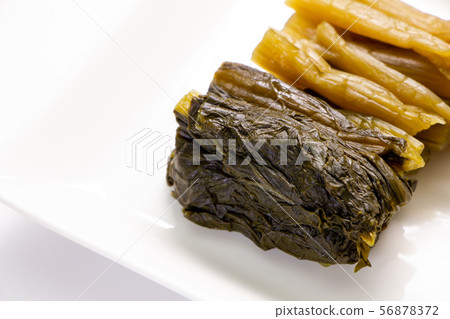 Pickled with Nozawana. Pickled vegetables known as one of the famous souvenirs of Nagano Prefecture. 56878372