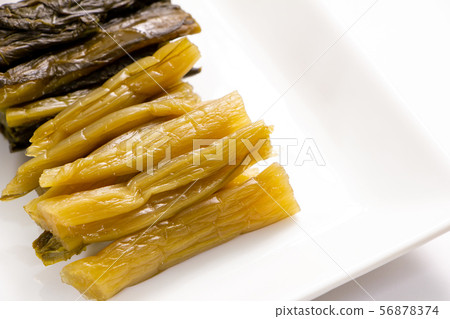 Pickled with Nozawana. Pickled vegetables known as one of the famous souvenirs of Nagano Prefecture. 56878374
