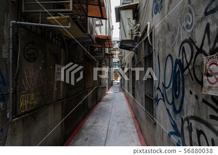 Back alley in Taiwan 56880038