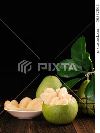 柚子柚子皮去皮柚中秋節柚子柚子柚子 56882068