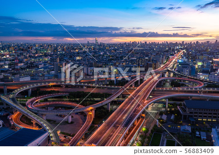 《大阪府》交通形象，東大阪交界處《夜景》 56883409
