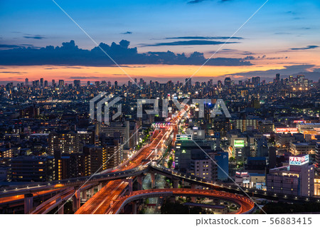 《大阪府》交通形象，東大阪交界處《夜景》 56883415