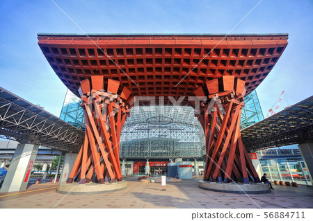 [Ishikawa] Kanazawa Station East Exit under fine weather 56884711