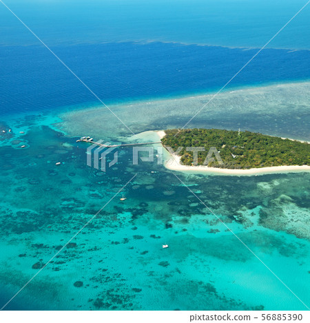 the great reef from the high the great reef from the high 56885390