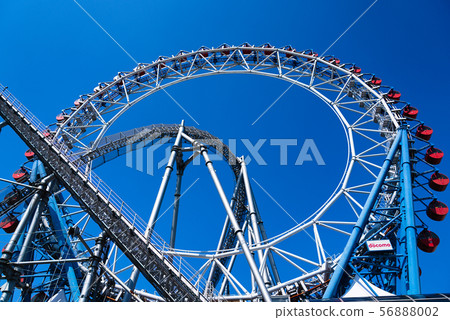 Amusement park Ferris wheel (Tokyo Dome City) 56888002