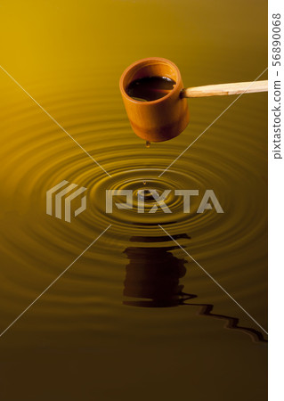 Black vinegar image Black vinegar image 56890068