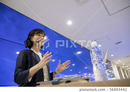 女人介紹圖像 56893442