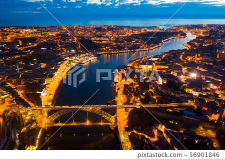 Night view of Porto, Portugal 56901846