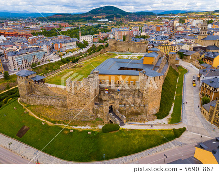Ponferrada with Templar castle 56901862