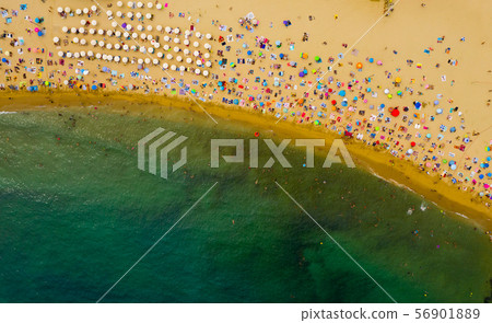 Overview sandy beach 56901889