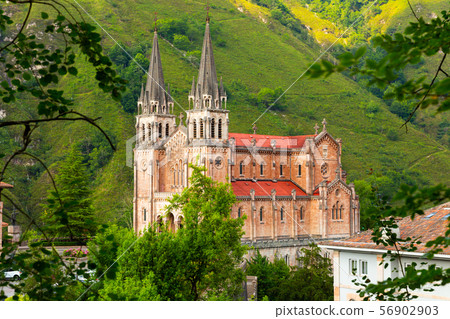 Basilika in Covadonga, Spain Basilika in Covadonga, Spain 56902903