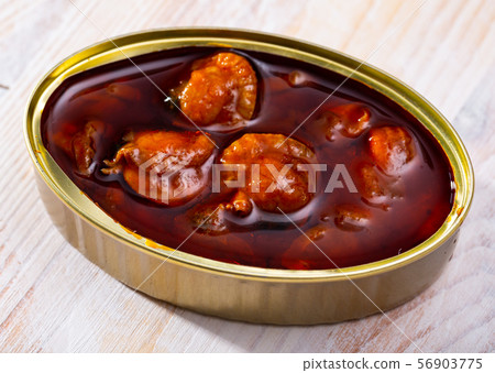 Scallop Chlamys varia in sauce Scallop Chlamys varia in sauce 56903775