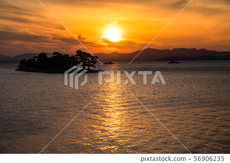 《島根縣》日落著名景點真ji湖的夜景 56906235