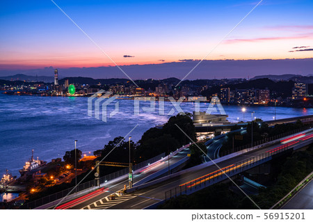 <山口縣>下關,Kanmon海峽的夜景 <山口縣>下關,Kanmon海峽的夜景 56915201