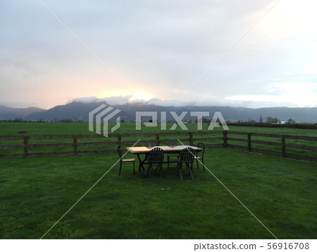 Ranch and Table New Zealand 56916708
