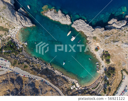 Top view of bay with azure sea, highlands on summer. 56921122