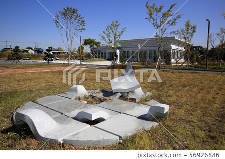 Iksan Stone Industry PR Center, Stone Exhibition Hall 56926886