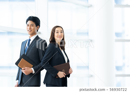 Business image Male employee Female employee Business image Male employee Female employee 56930722