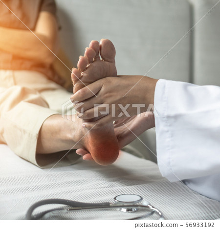 Plantar Fasciitis or heel pain illness in feet of woman patient who having medical exam with orthopaedic doctor on aching tendon, inflammation or disorder of the connective tissue on foot and toe Plantar Fasciitis or heel pain illness in feet of woman patient who having medical exam with orthopaedic doctor on aching tendon, inflammation or disorder of the connective tissue on foot and toe 56933192