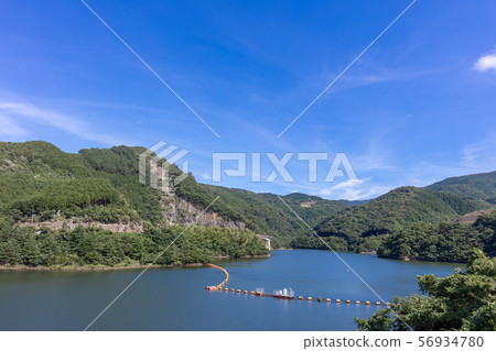 Naruto Dam (Shinaguri Town, Ashiya District, Fukuoka Prefecture) Naruto Dam (Shinaguri Town, Ashiya District, Fukuoka Prefecture) 56934780