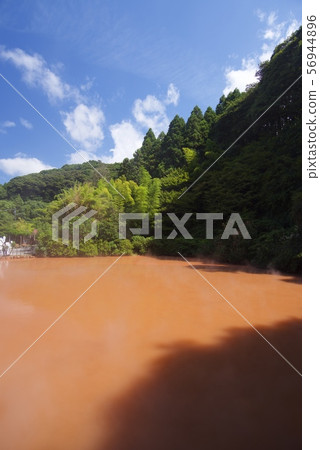 Beppu Hot Spring Blood Pond Hell (Oita Prefecture) Beppu Hot Spring Blood Pond Hell (Oita Prefecture) 56944896