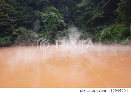 別府溫泉血池地獄（大分縣） 56944904