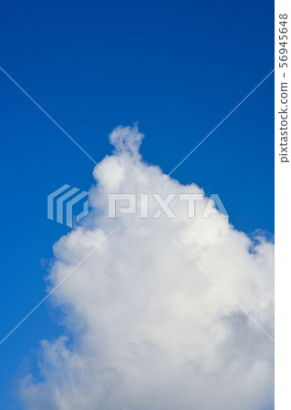 雲 雲 56945648