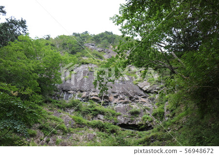 在山梨縣登山 56948672